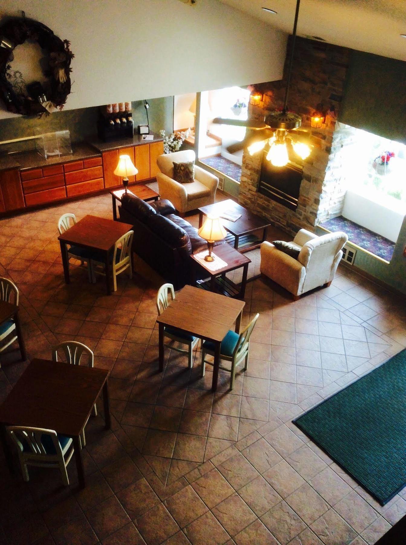 Forty Club Inn Deerwood Kültér fotó