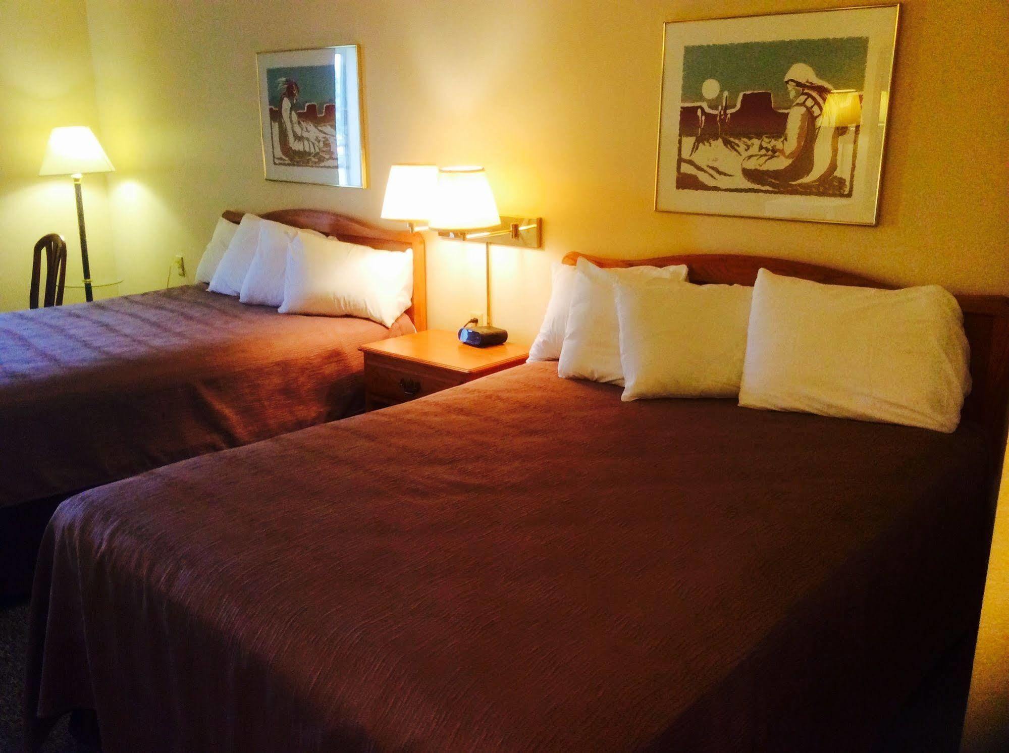 Forty Club Inn Deerwood Kültér fotó